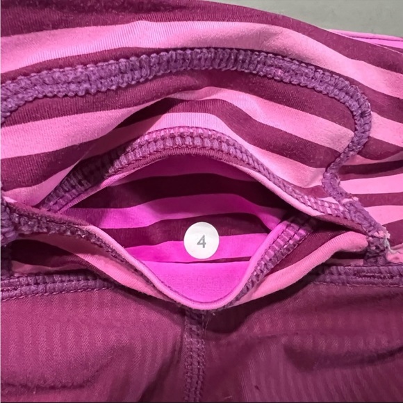 LULULEMON RARE Wet / Dry Shorts - Picture 5 of 7